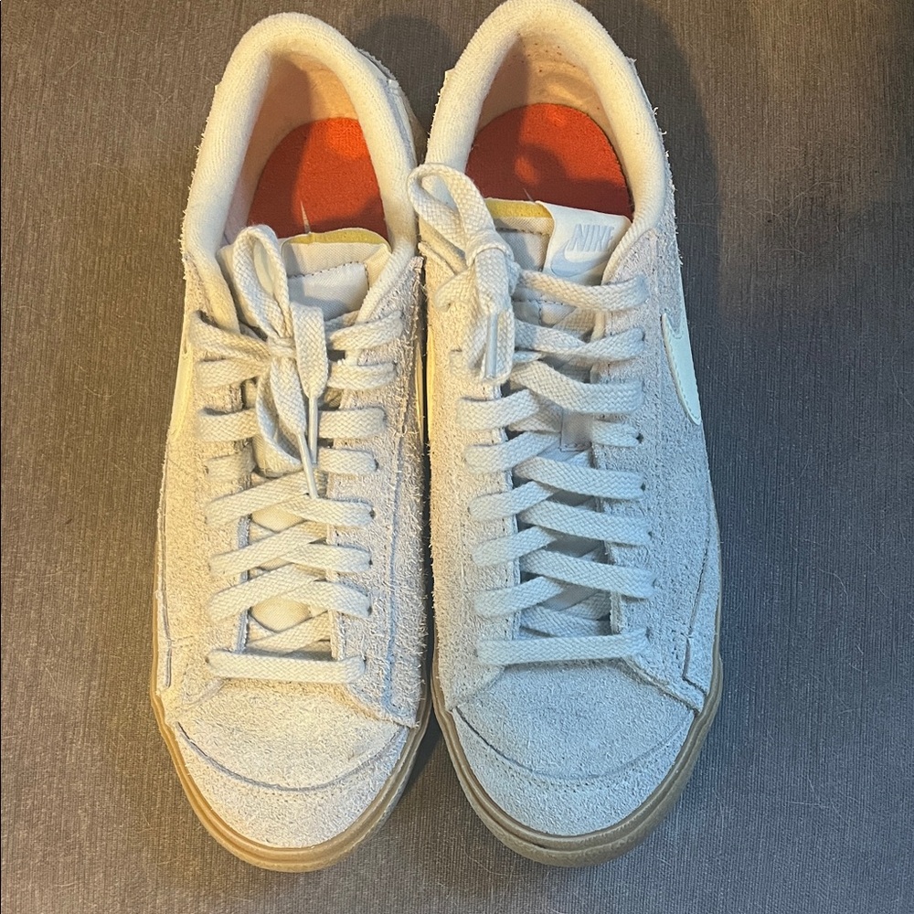 Nike light purple Suede Low-Top Sneakers